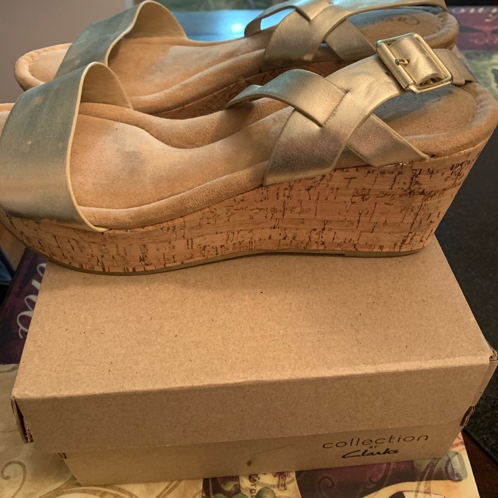 Beautiful Gold wedges!